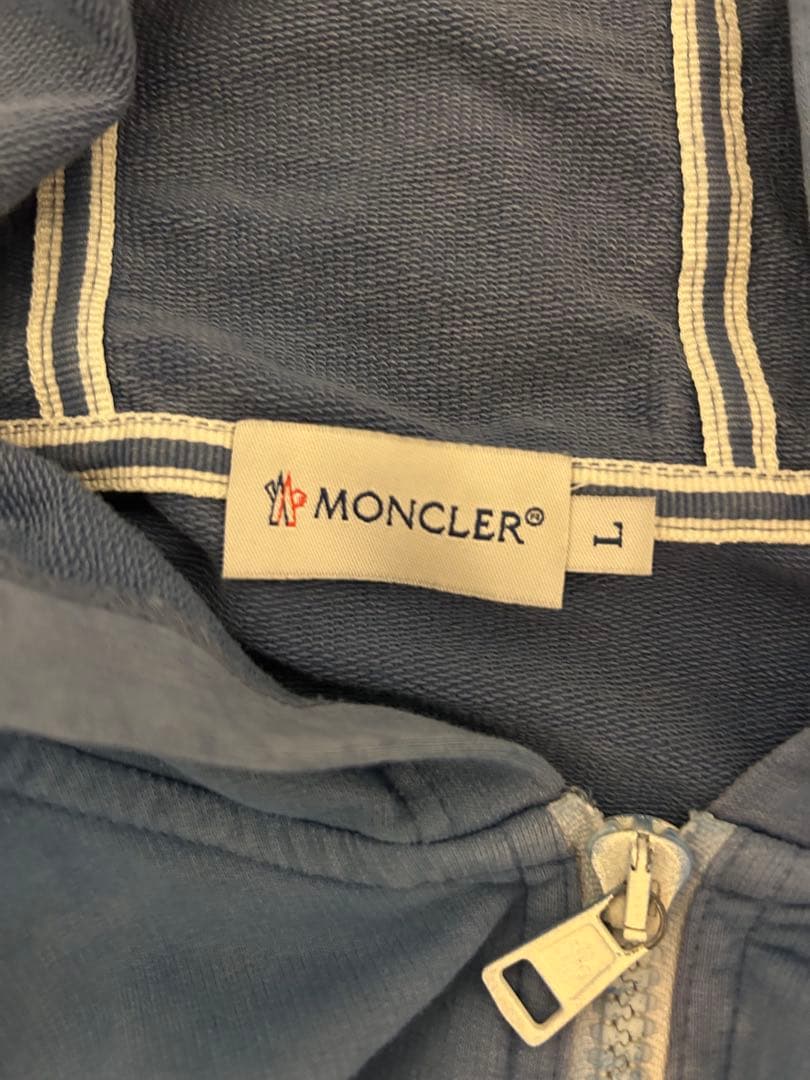 MONCLER フルジップパーカー ブルー