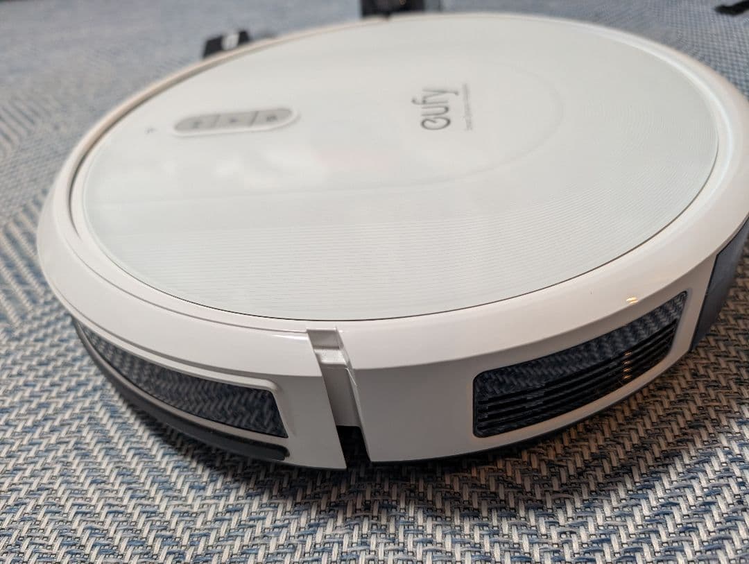 eufy ロボット掃除機 本体 充電ドック付き（付属品＆箱付) M1