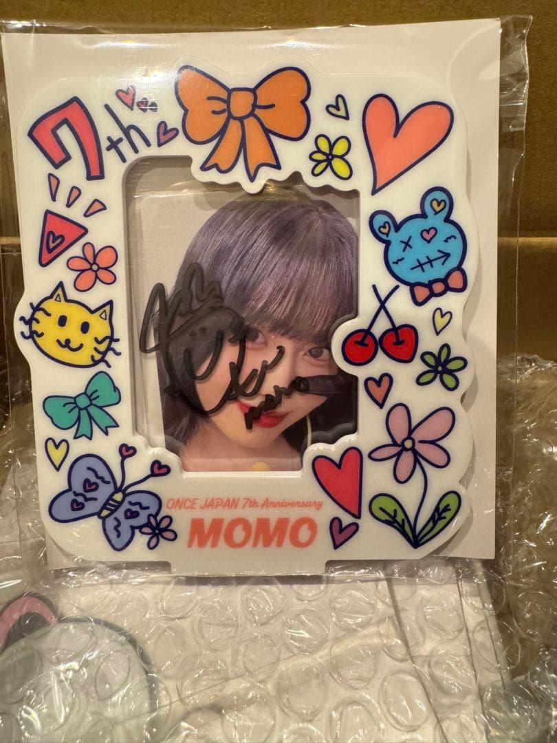 TWICEオンラインくじ　直筆サイン入りグッズ(MOMO)