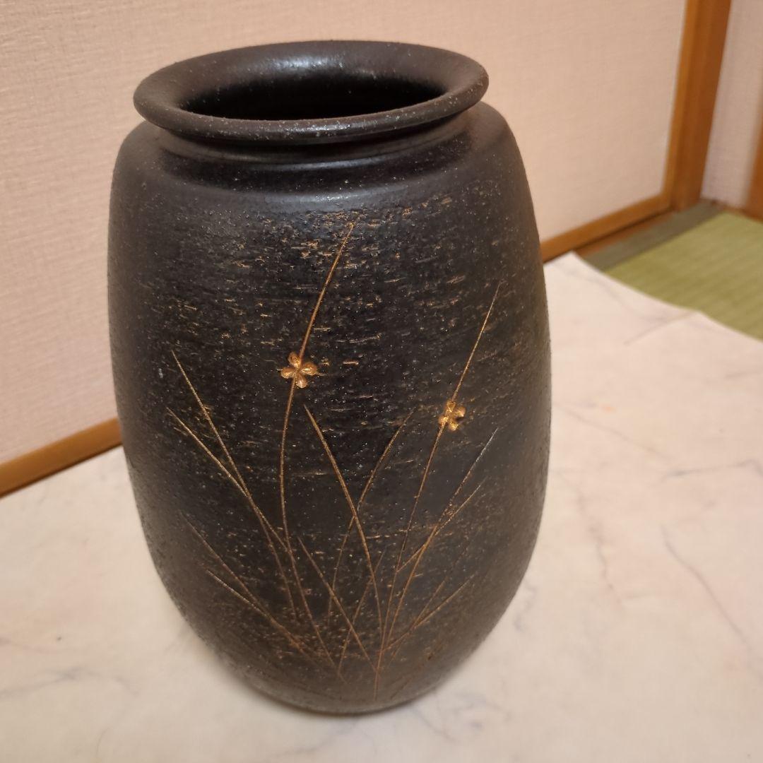 お正月 黒 陶器花瓶