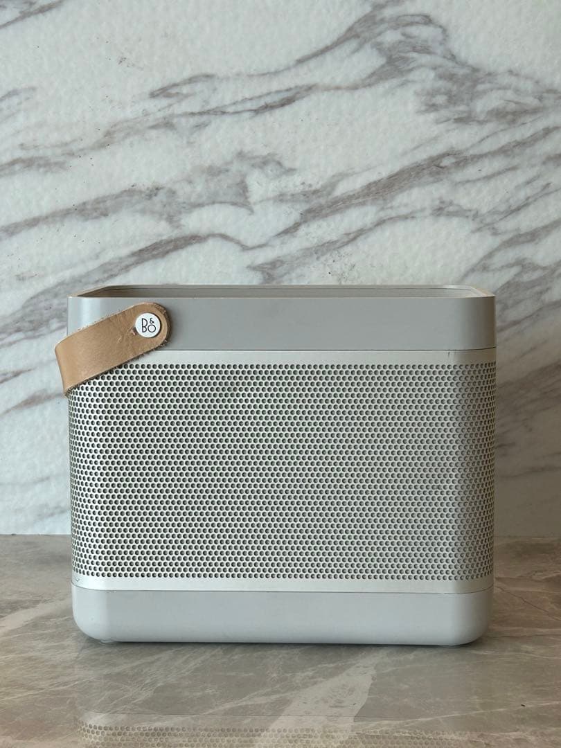 Bang & Olufsen Beolit 17 Bluetoothスピーカー Amazon.com: Bang & Olufsen Beolit 17 Wireless Bluetooth Speaker