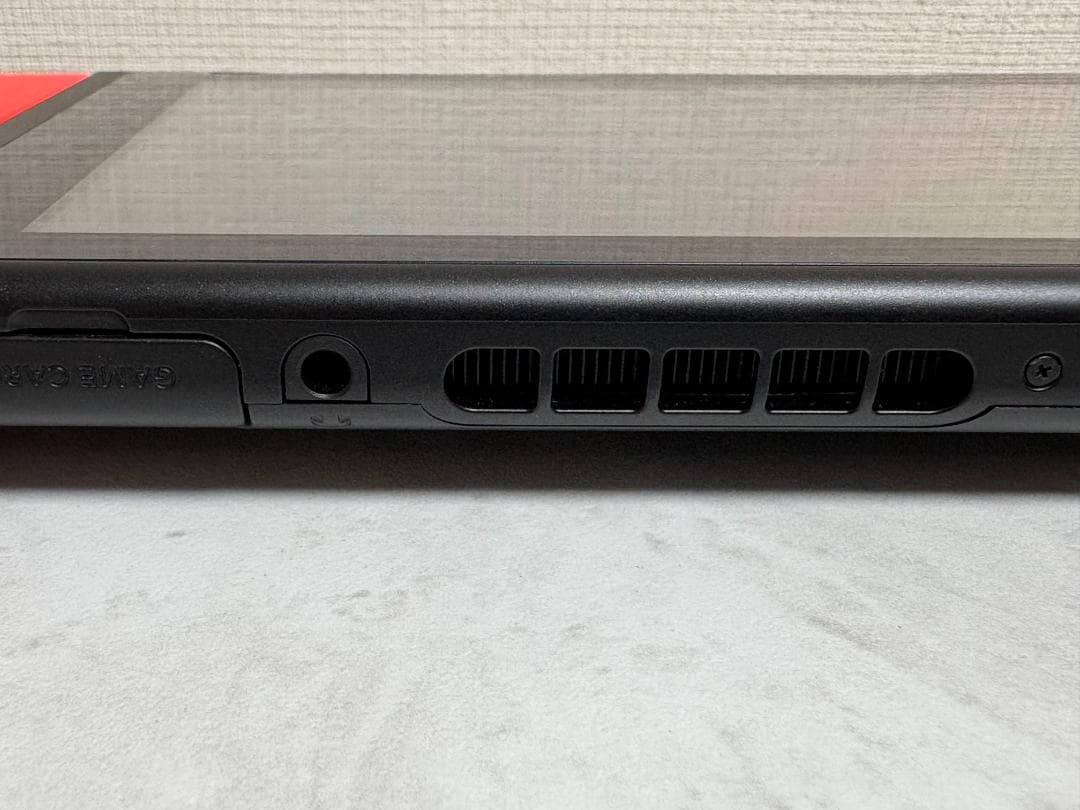 任天堂 Nintendo Switch 新型 HAC-001（-01）