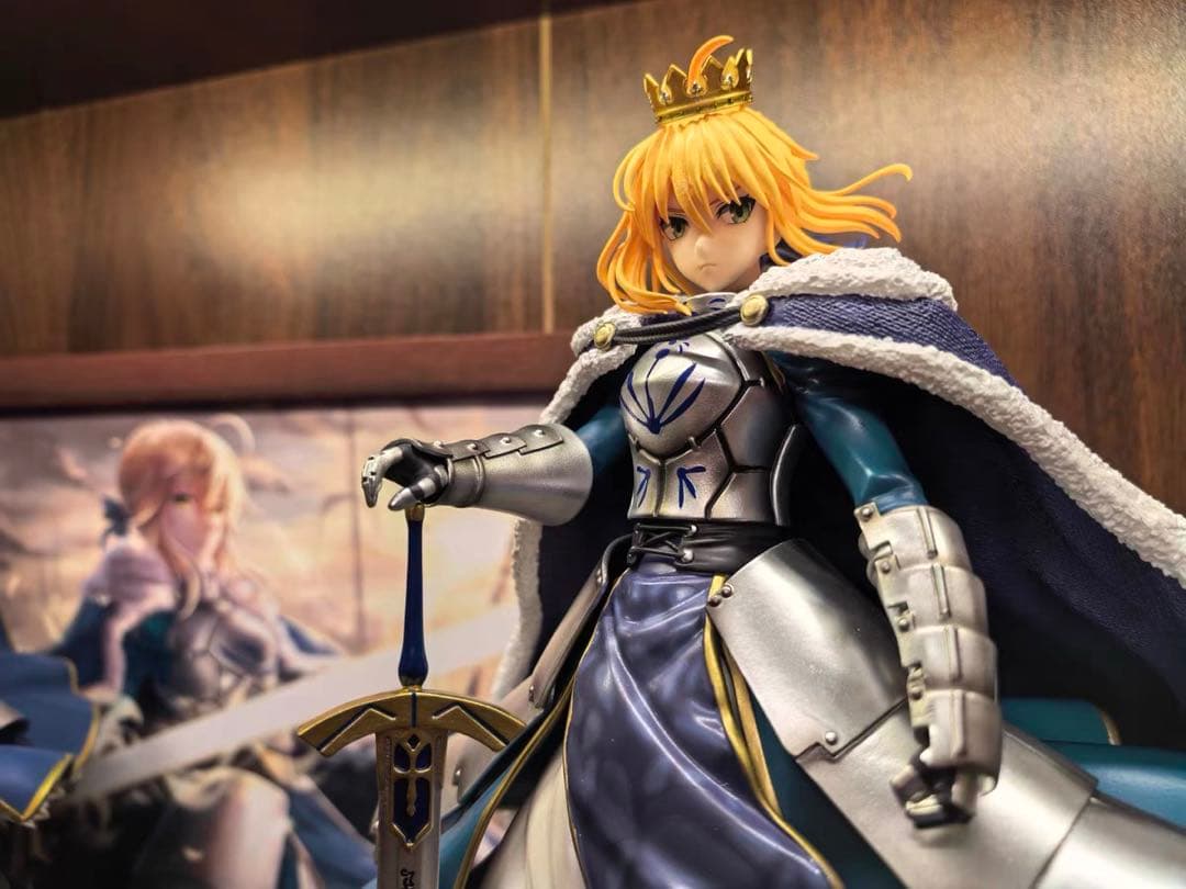 セイバー／アルトリア・ペンドラゴン 1/7スケールフィギュア 塗装済み