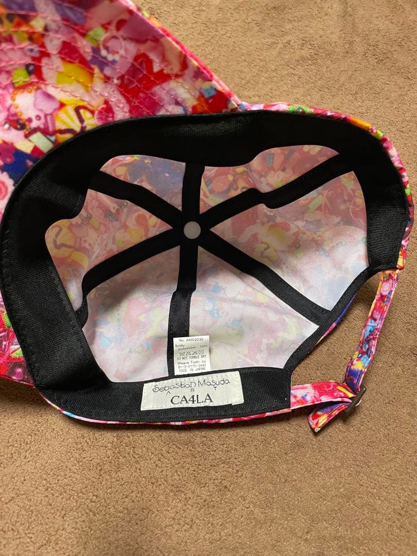 6%DOKIDOKI キャップとブックとDVD