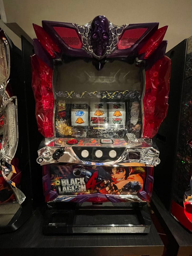 ブラックラグーン4 パチスロ実機 引き取り 決まりました パチスロ 実機