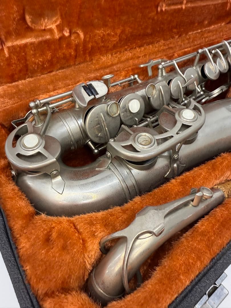 アルトサックス　ケース付き