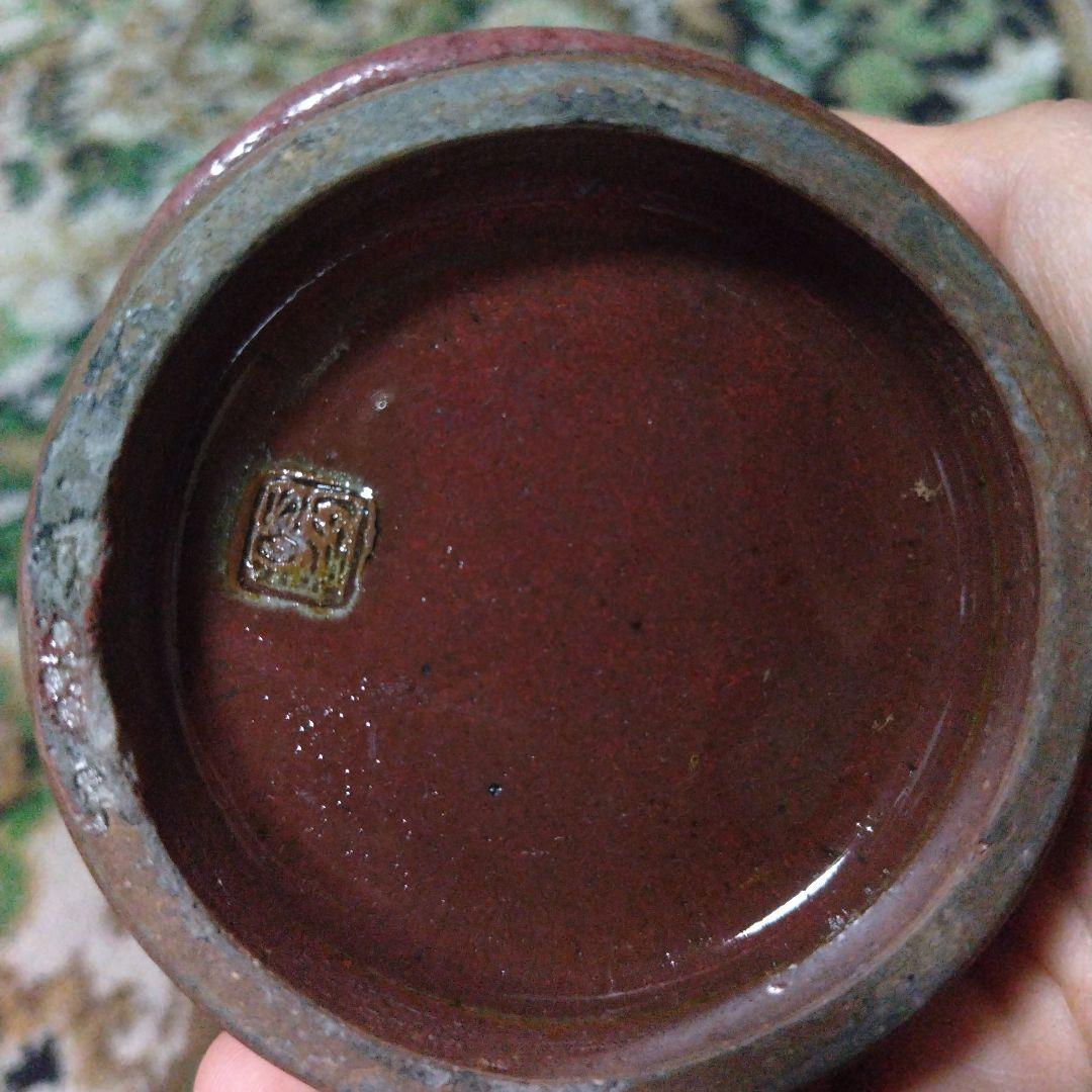 赤土色のハンドル付き陶器瓶 花瓶