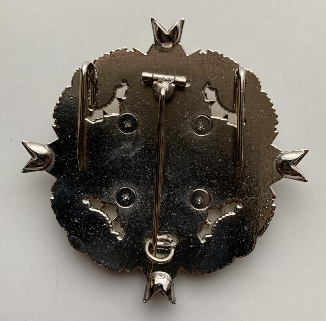 大勲位菊花大綬章 勲章 菊花大綬章 菊花章 レプリカ - メルカリ