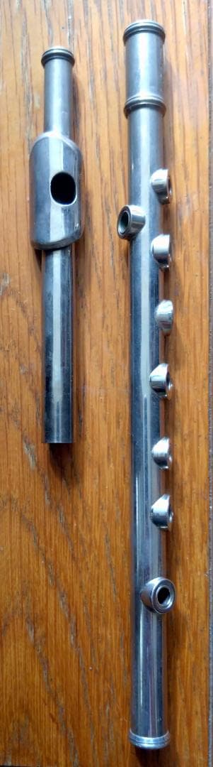 あ*ん様 ヤマハ YFL-451フルートと小フルート譜面台 軽量折り畳みと楽譜4