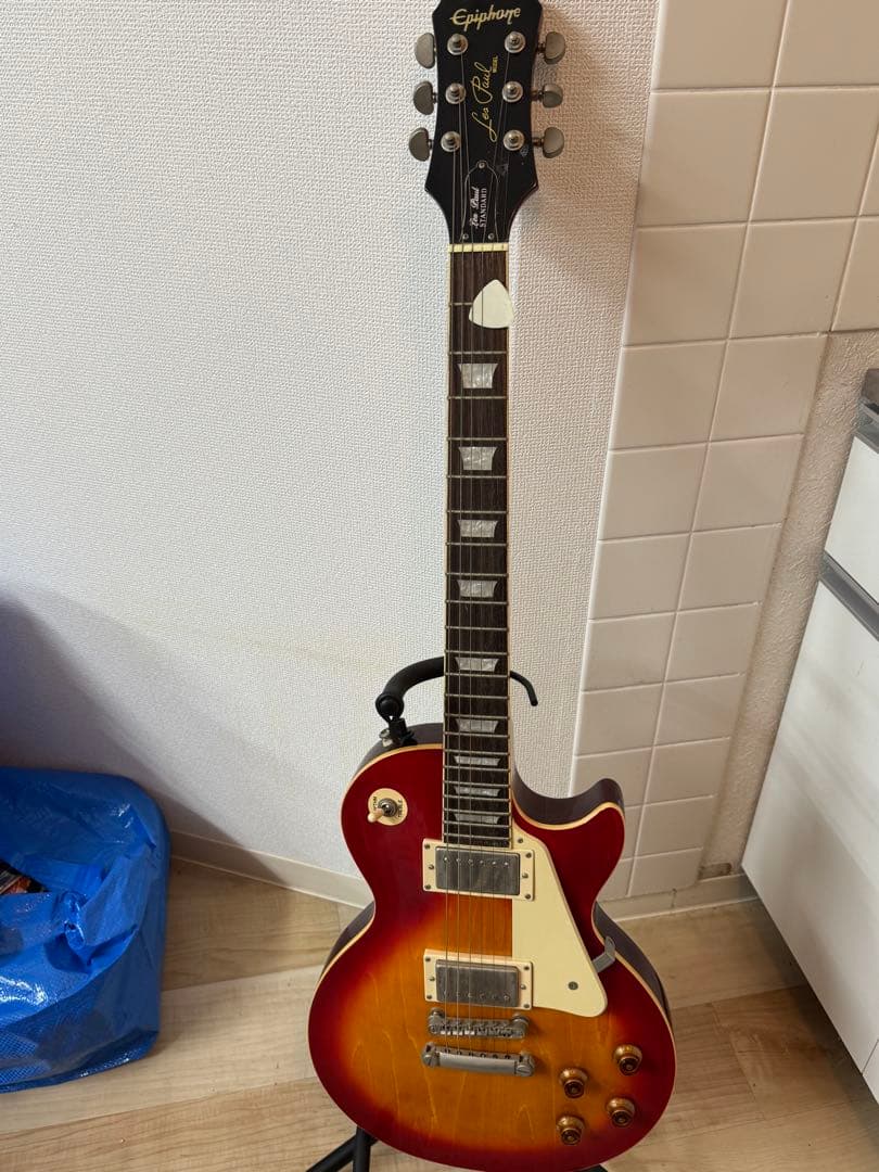 Epiphone Les Paul Standard サンバースト
