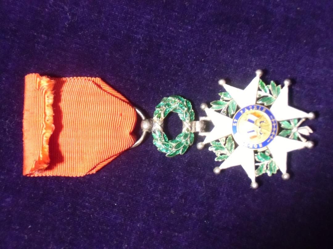Fフランス軍＊ レジオンドヌール勲章＊シュバリエ/騎士級＊官給品（実物）
