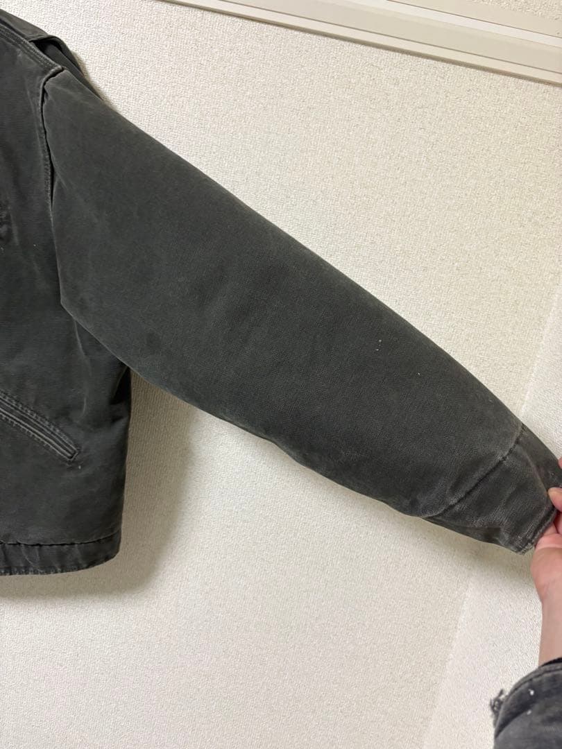 カーハートデトロイトジャケットj97mos