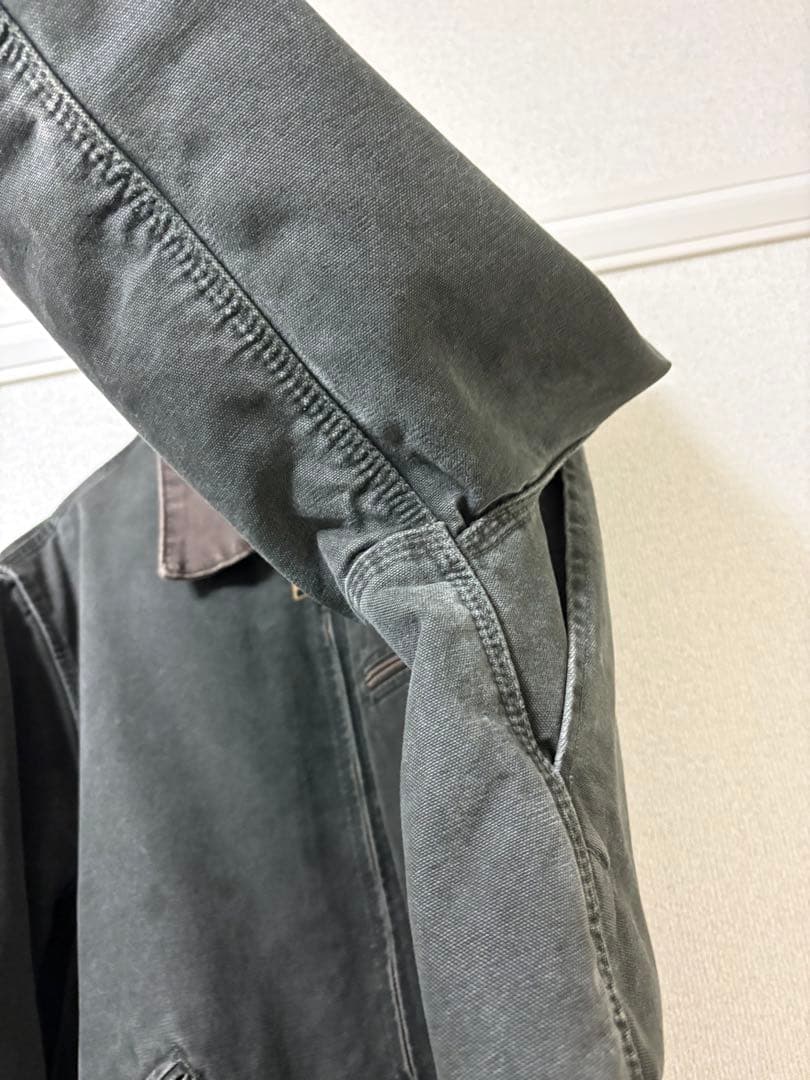 カーハートデトロイトジャケットj97mos