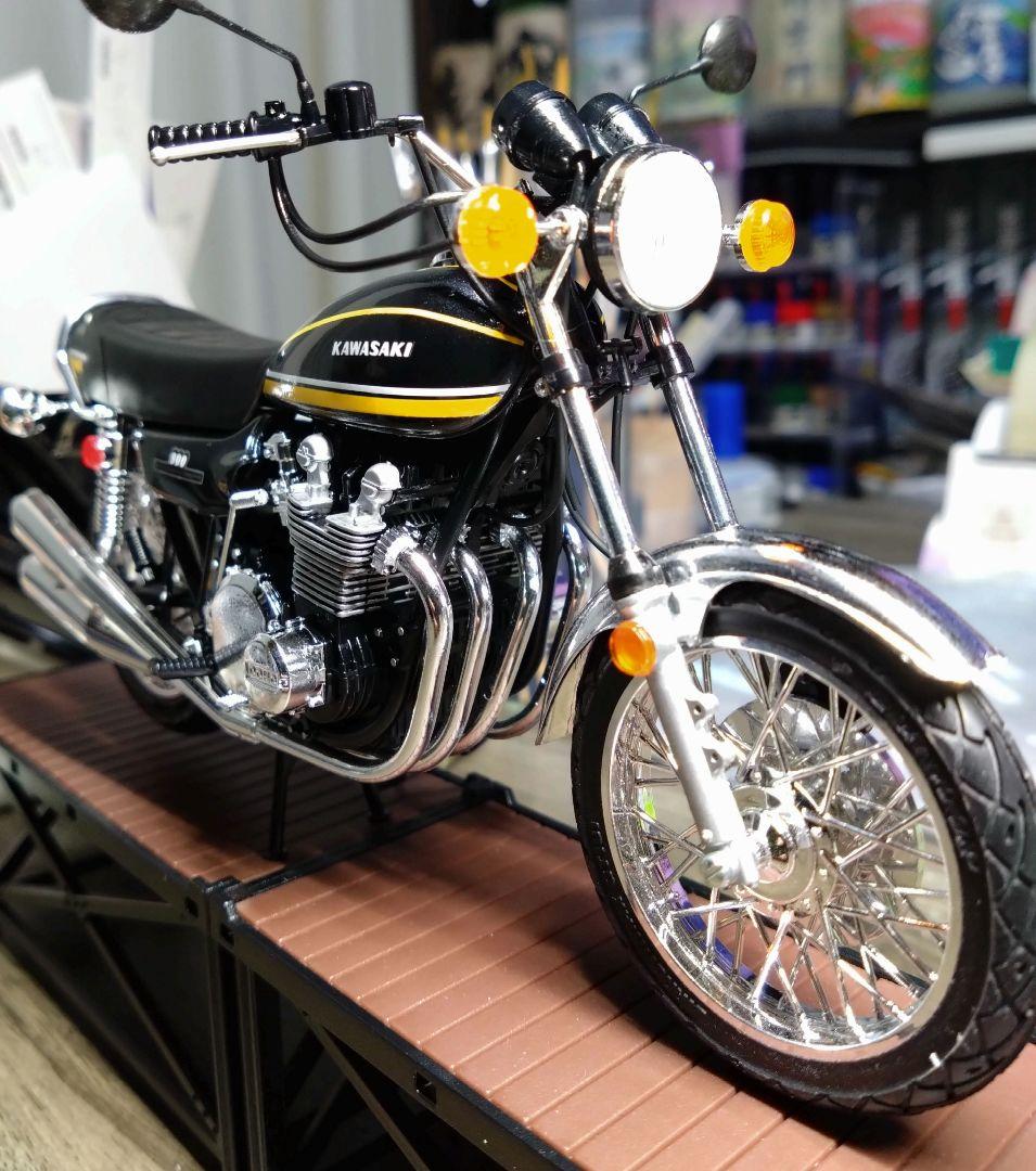 アオシマ 1／12 バイク　Z1 カワサキ（Kawasaki）900 完成品