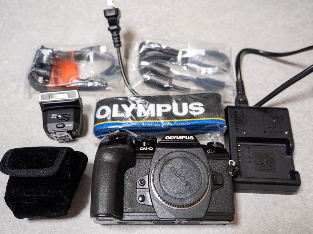 OLYMPUS OM-D E-M1 Mark2【美品】ショット数6468回