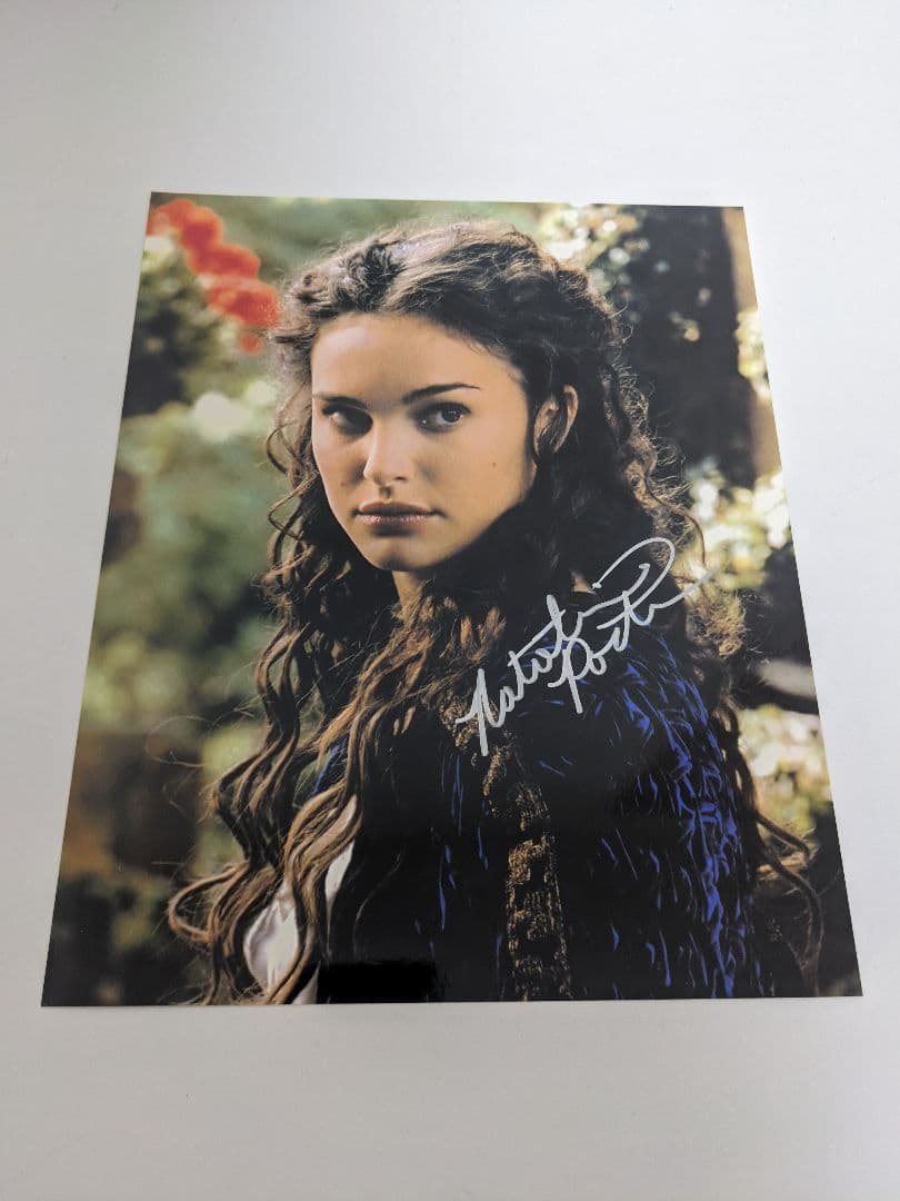 【直筆】パドメ・アミダラ役ナタリー・ポートマン サイン入りポートレート