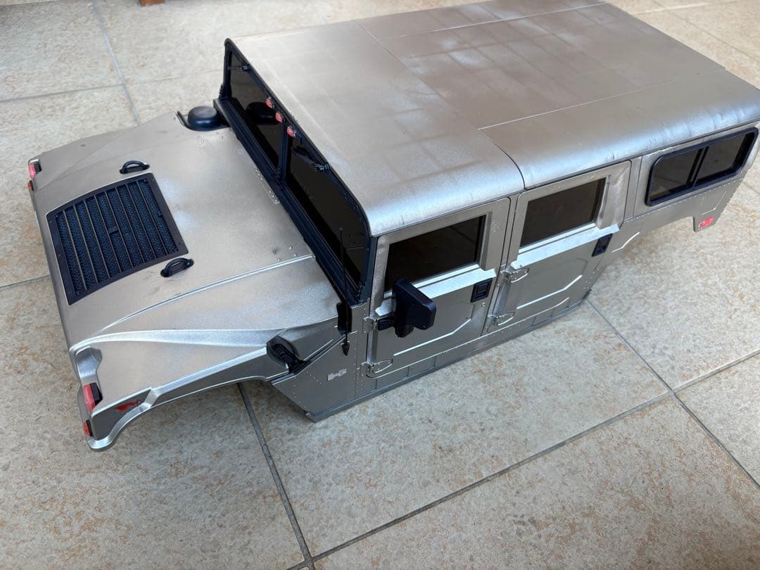 J*n様 特大完成品デアゴスティーニ 1/8 ハマーH1 エンジンラジコン　完全