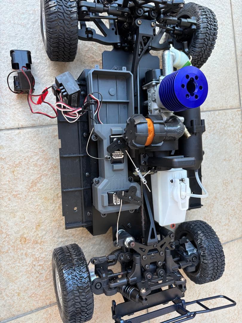 J*n様 特大完成品デアゴスティーニ 1/8 ハマーH1 エンジンラジコン　完全