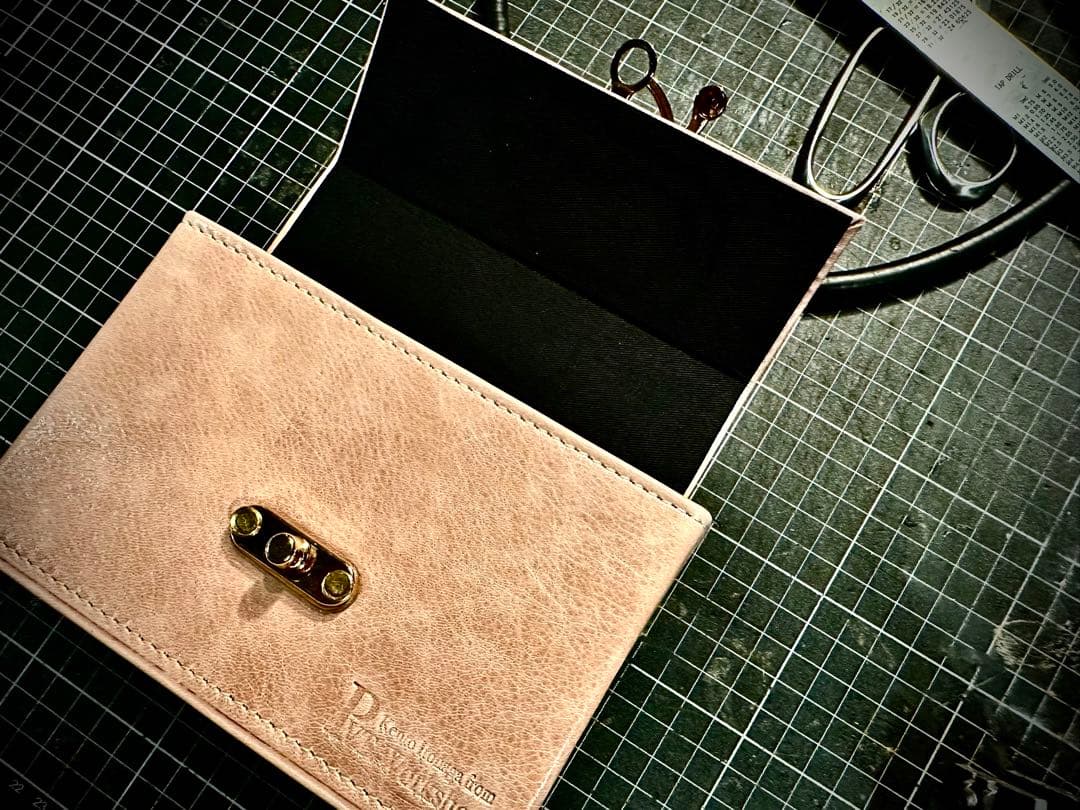 プロモーション価格！Pvt.Workshop 極　本革　デッキケース