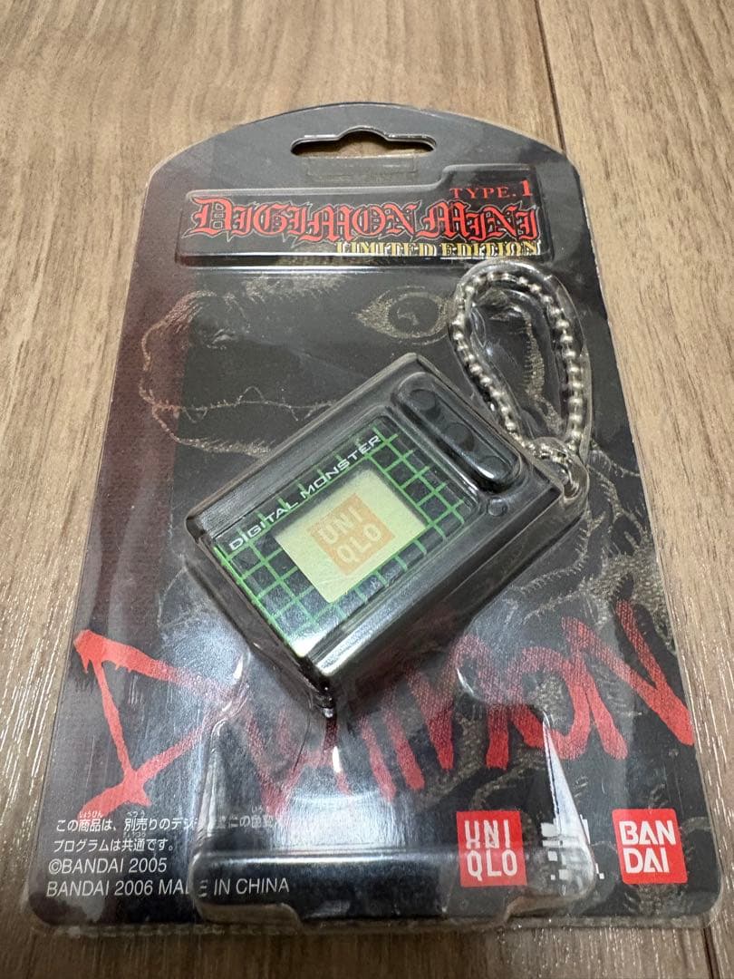 デジモンミニ　ユニクロ