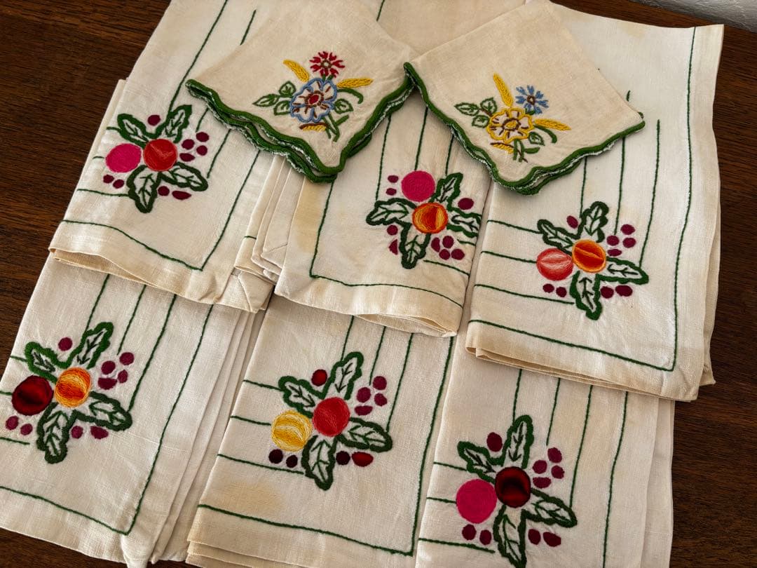 フランス 蚤の市 刺繍 ナプキン クロス まとめ売り - メルカリ