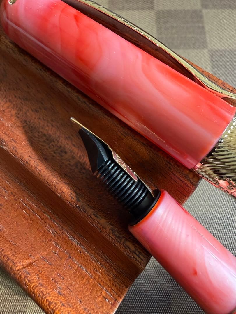 PINEIDER万年筆、特価商品