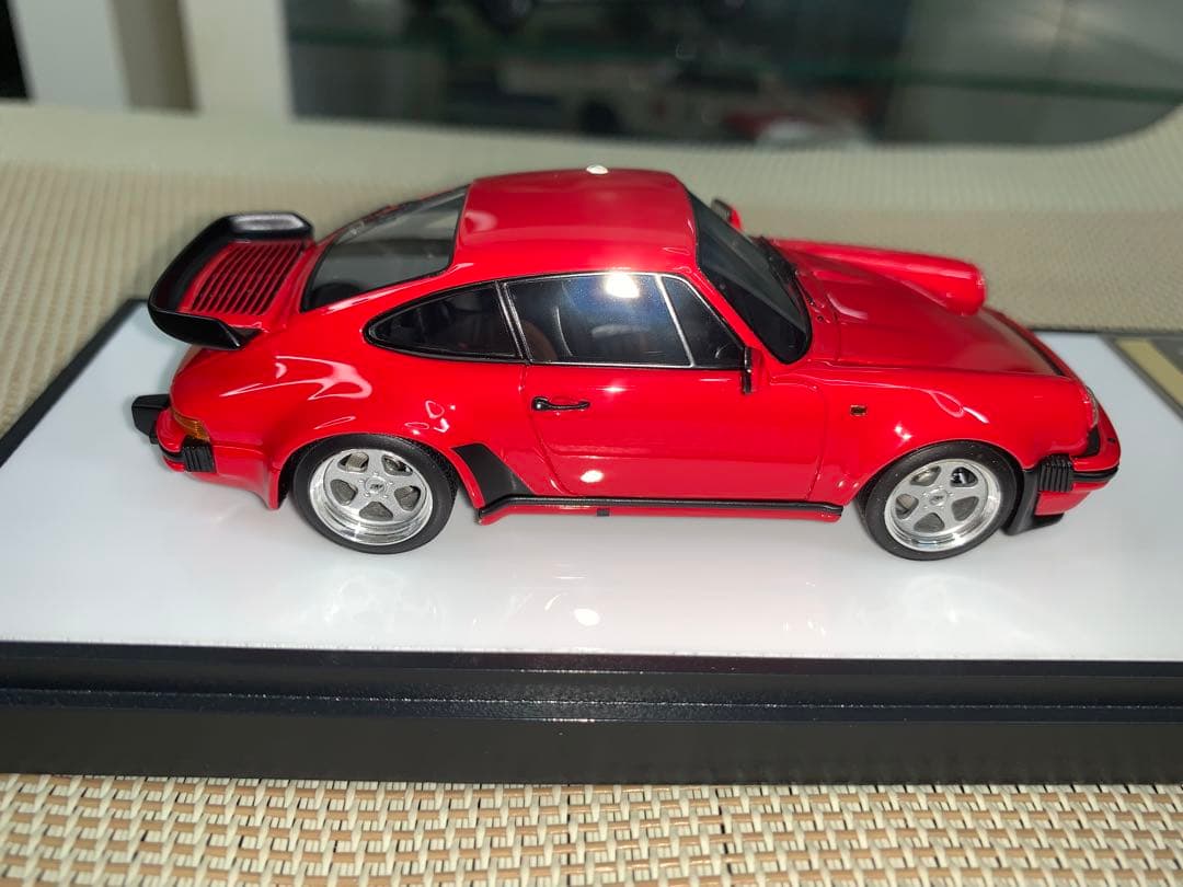 メイクアップ 1/43 ポルシェ911(930)ターボ