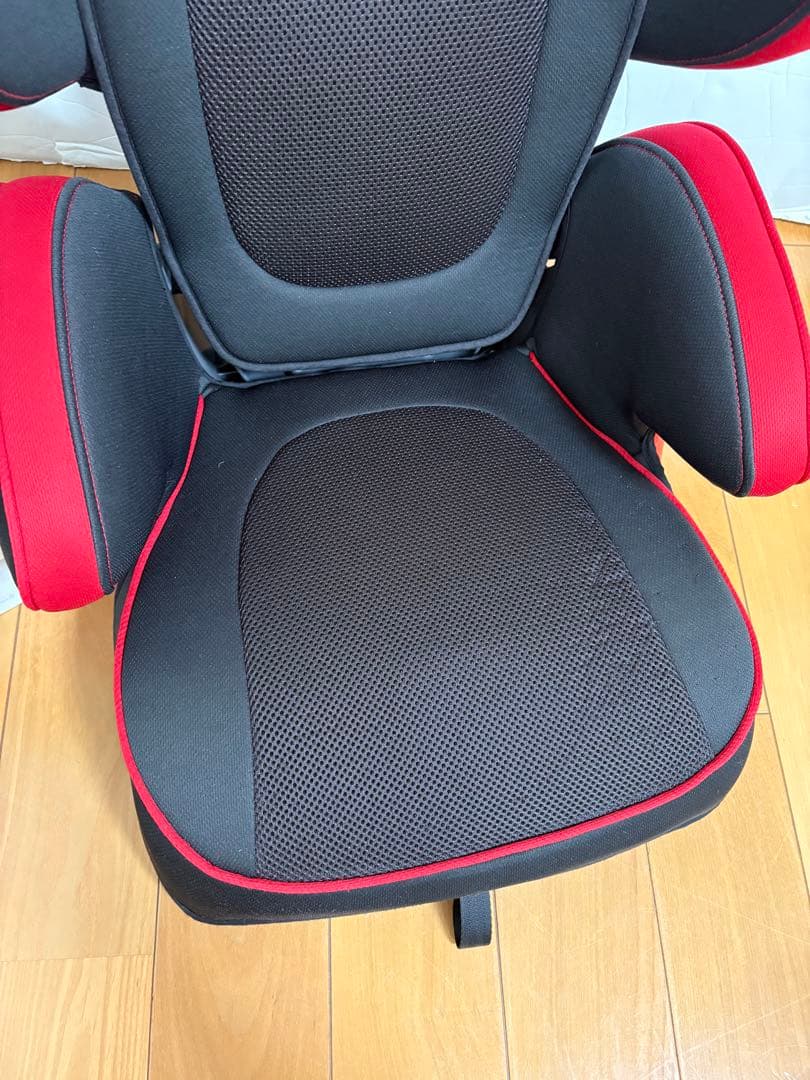 【送料無料】TAKATA　ジュニアシートISOFIX チャイルドシート　取説付き