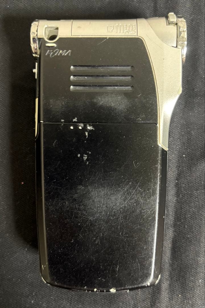 NTT DoCoMo P900iV 携帯電話 クラウドブラック FF7 AC