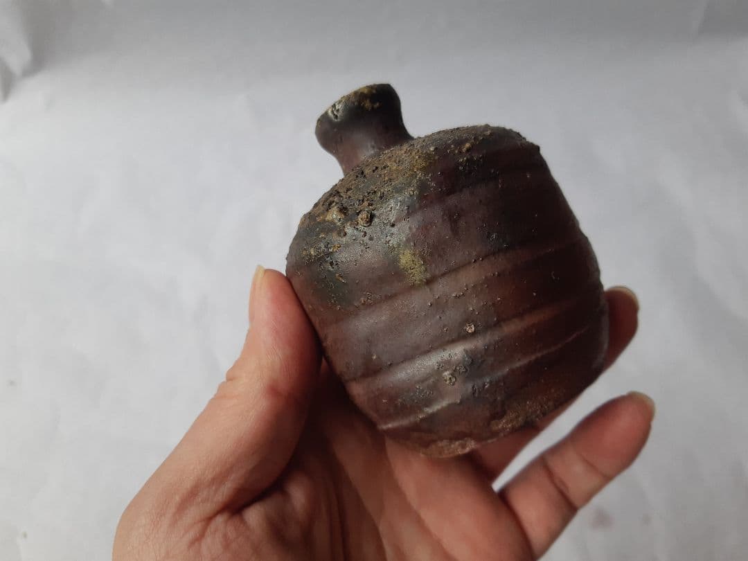 古備前　壺　一輪挿し