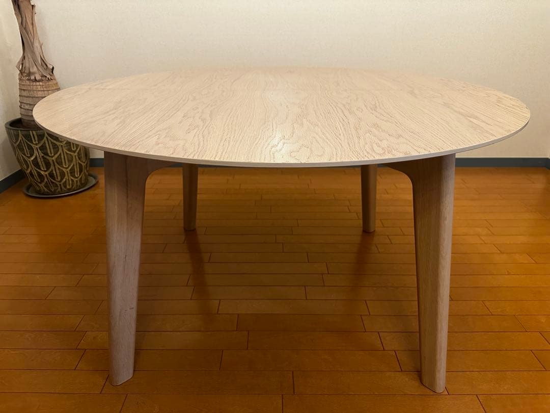B*y様 ラウンド　ダイニングテーブル　伸長式　ナチュラル