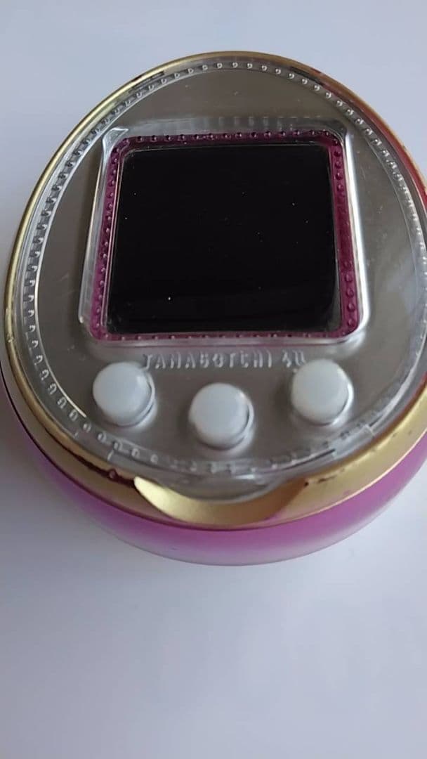 たまごっち　TAMAGOTCHI 4U PINK　ピンク