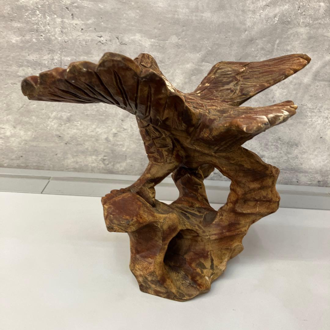 木の彫刻 鷹 オブジェ インテリア