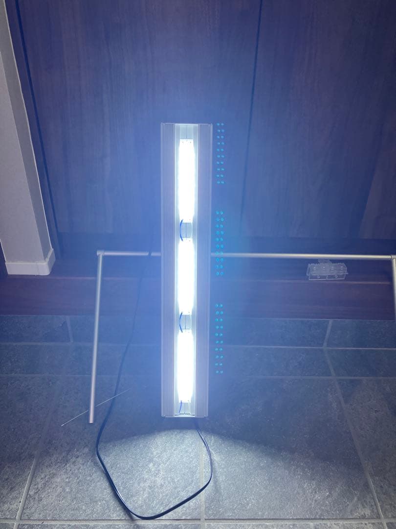 アクロ TRIANGLE LED VIVID600吊り下げ用ライト