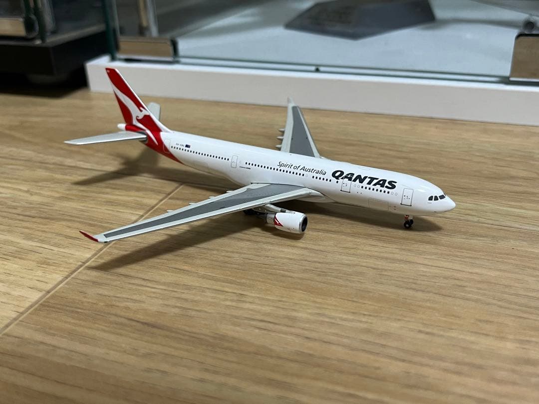 専用！Gemini 1/400 カンタス航空 A330-200 専用！Gemini 1/400