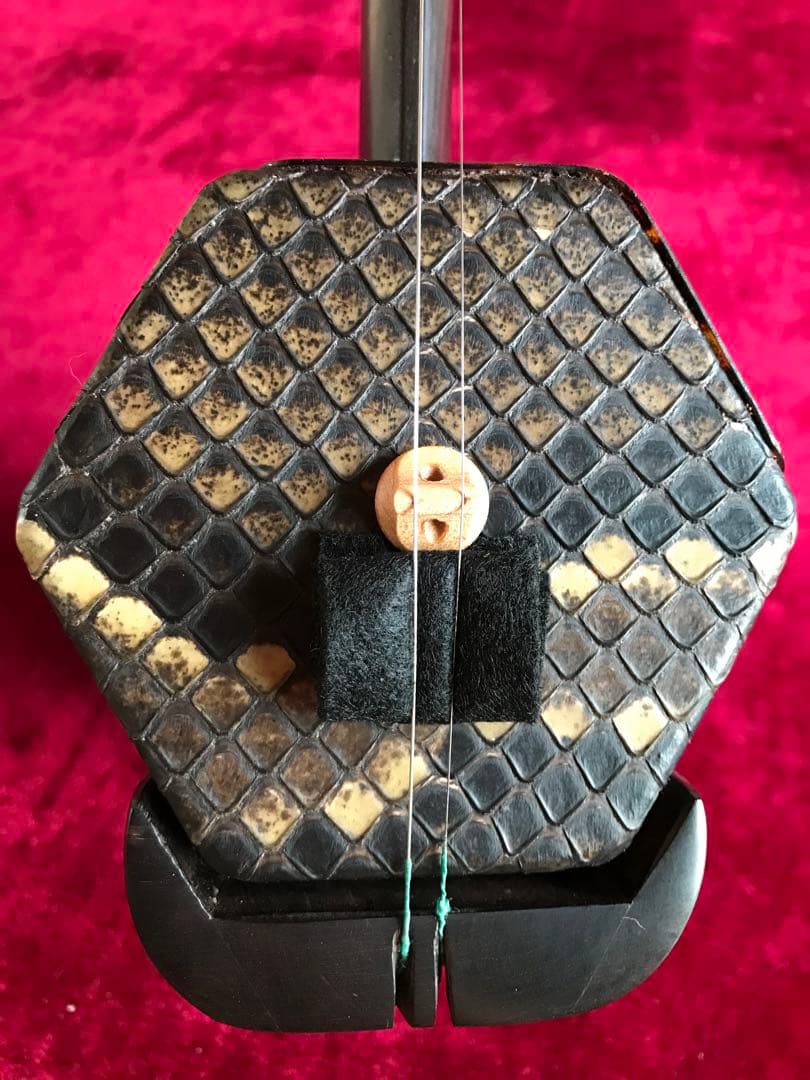 Sun専用.格安・二胡★上級黒檀★黄建洪製作★十年保証★二胡必需品セット