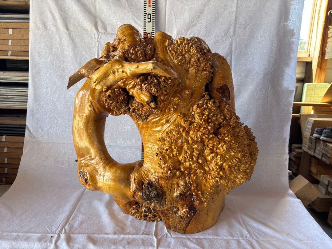 自然木の彫刻 装飾品 約75cm 高級感抜群　自立 最高級 木彫り 仏像 毘沙門天立像 彫刻 本金 切金 天然木檜材 C 彫刻