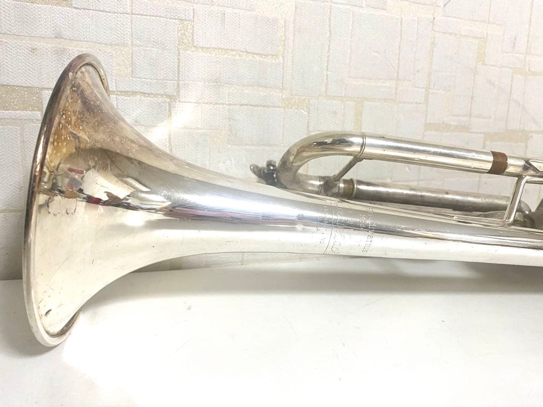 bach stradivarius model 37 トランペット 管楽器