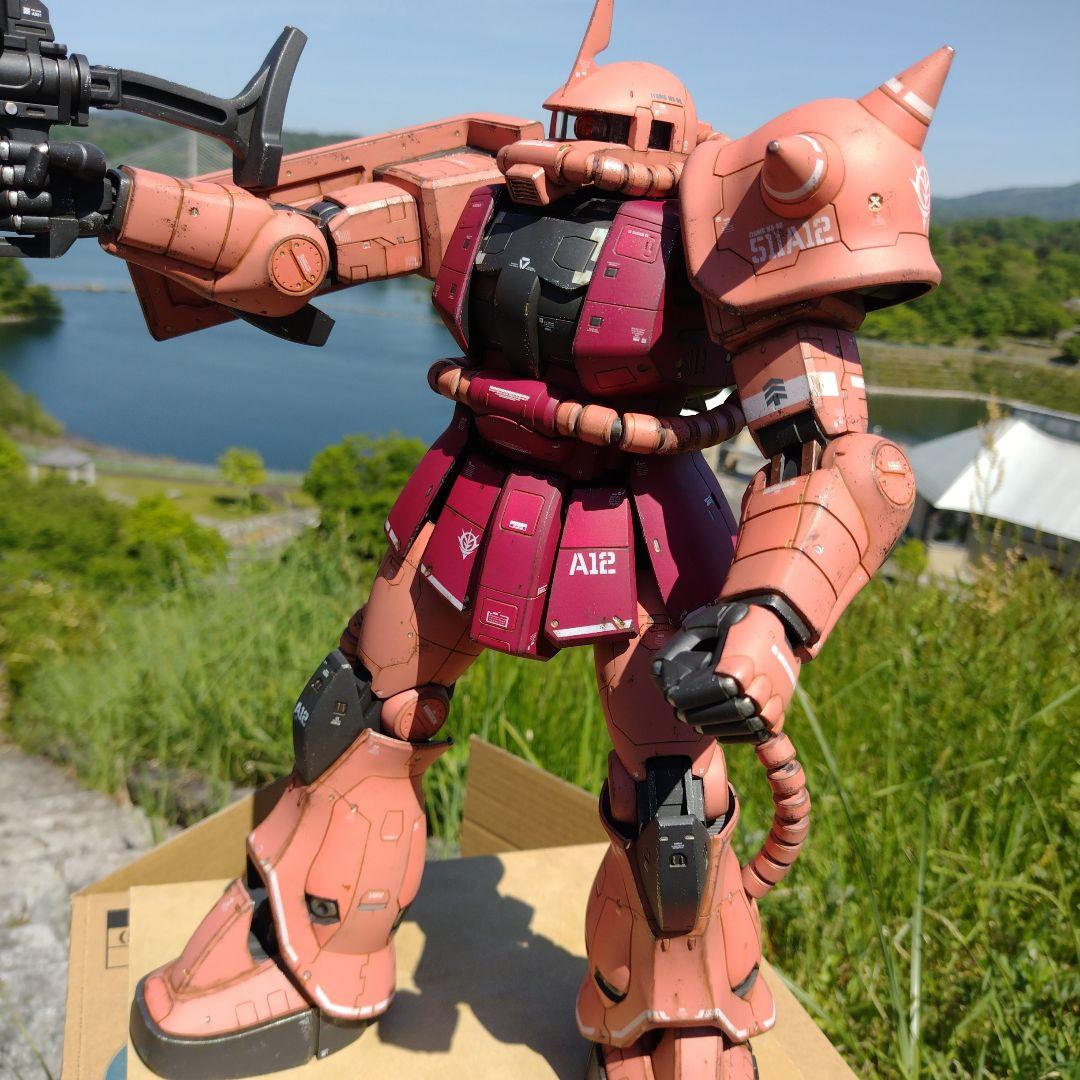 メガサイズ　MS-06S シャア専用ザクⅡ　塗装済完成品　1/48　ガンプラ