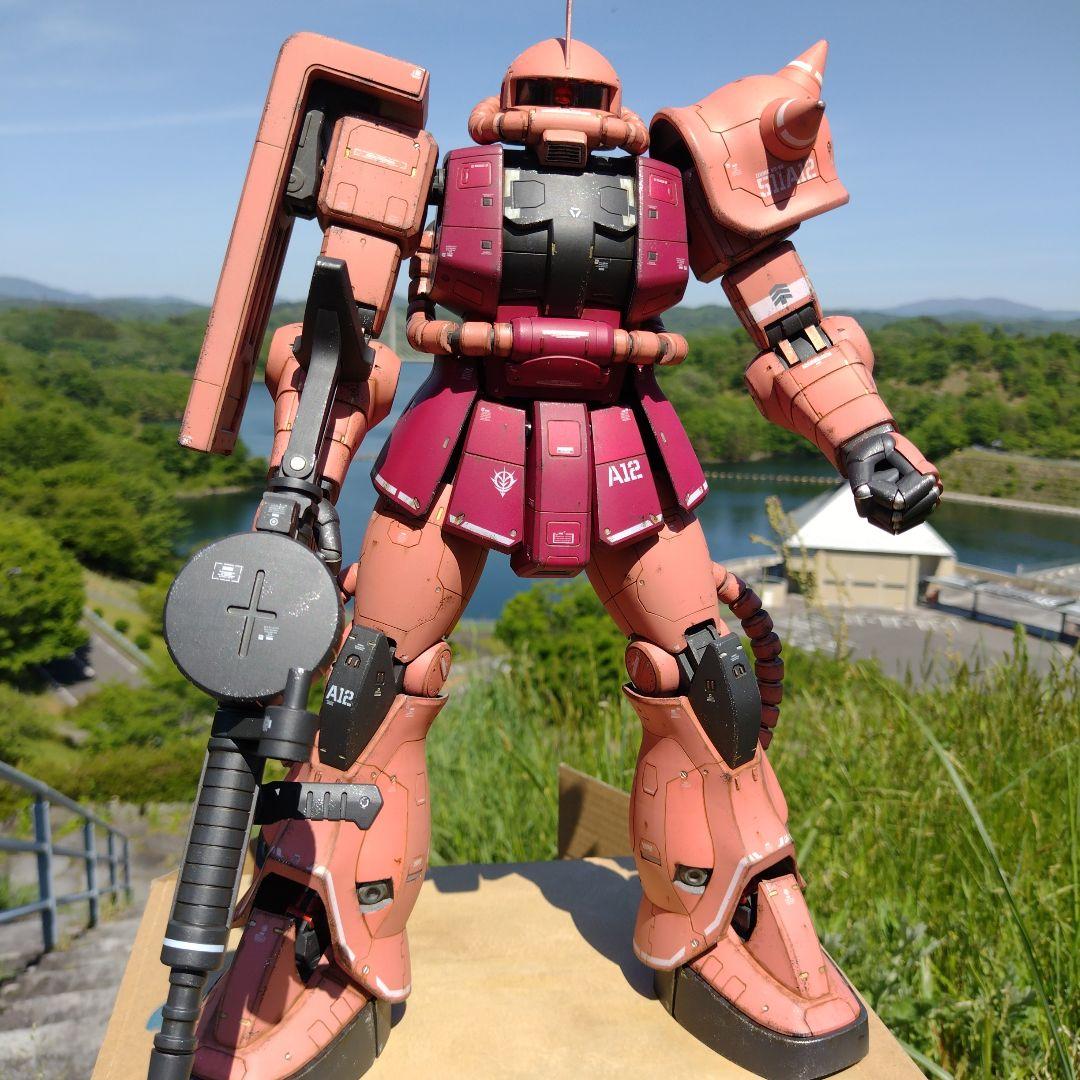 メガサイズ　MS-06S シャア専用ザクⅡ　塗装済完成品　1/48　ガンプラ