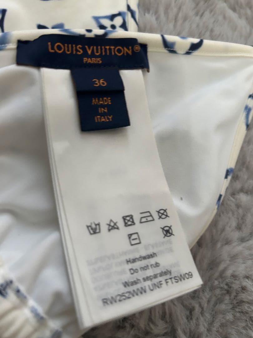 ルイヴィトン アクアレル モノグラム ビキニトップ36 新作ビキニ半額以下！！