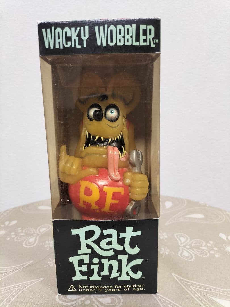 フィギュア4体セット　ホーマー・ラットフィンク・KFC・TIKI