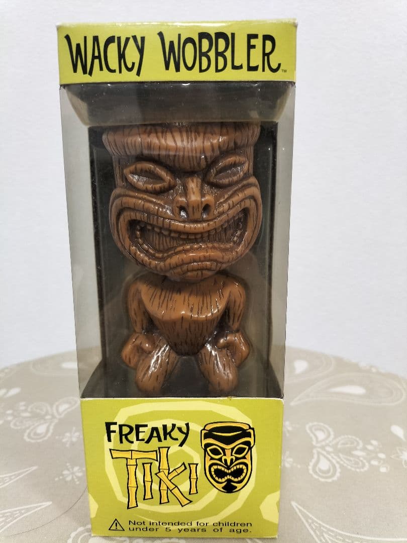 フィギュア4体セット　ホーマー・ラットフィンク・KFC・TIKI