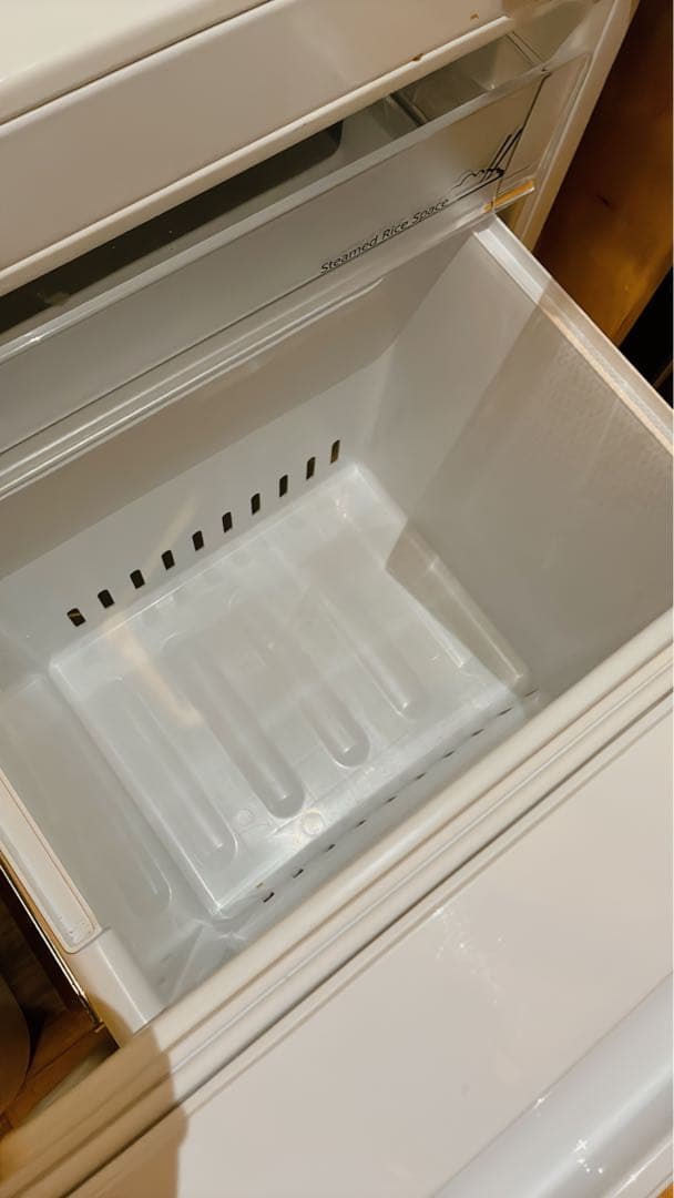 【H】送料込み　YAMADASELECT 冷蔵庫 156L