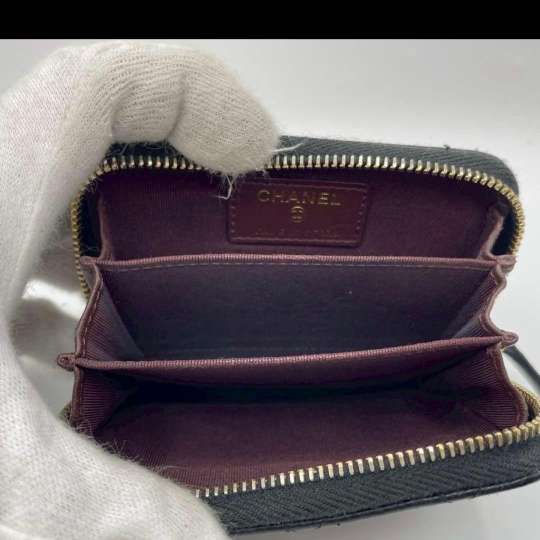 シャネル　マトラッセ　ケース　クラシック　ブラック　キャビアスキン