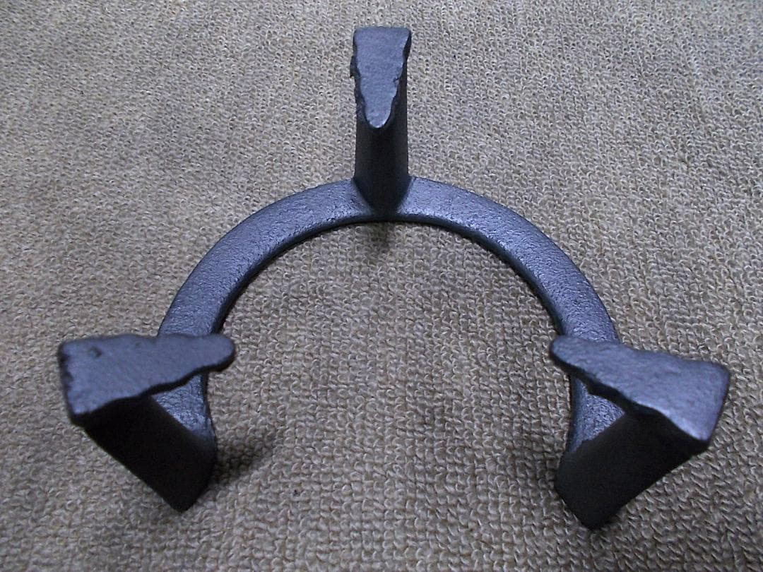 茶道具 薩摩焼枇杷色 風炉釜セット 未使用五徳 あじろ鉄 釜環 敷板