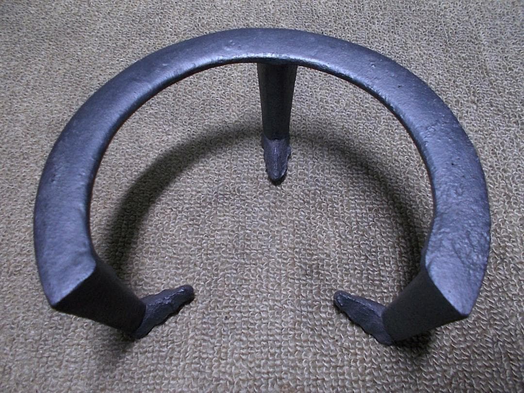 茶道具 薩摩焼枇杷色 風炉釜セット 未使用五徳 あじろ鉄 釜環 敷板