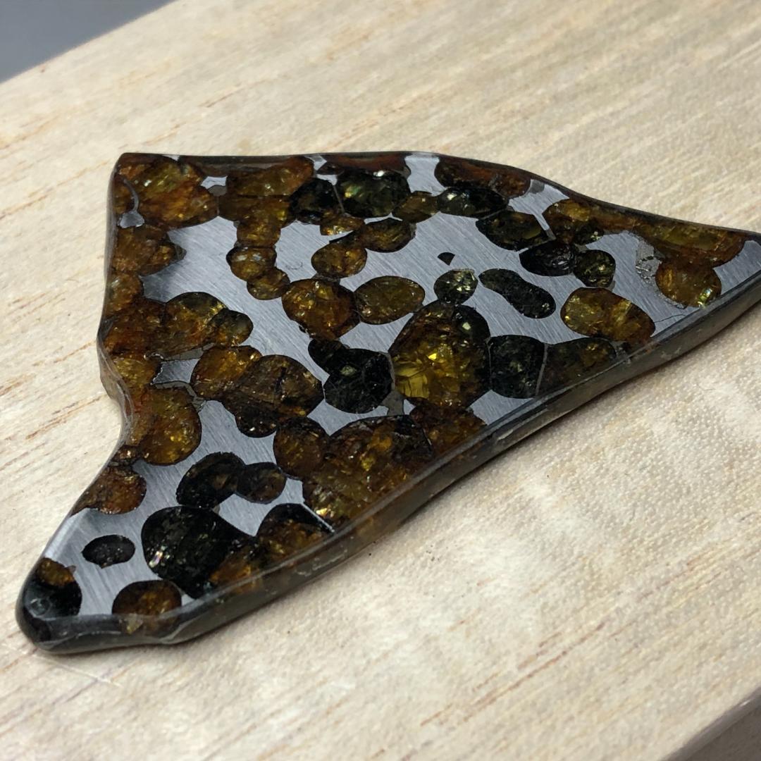 K*様 隕石 パラサイト隕石 アルタイ隕石 石鉄隕石 2点 共箱 K