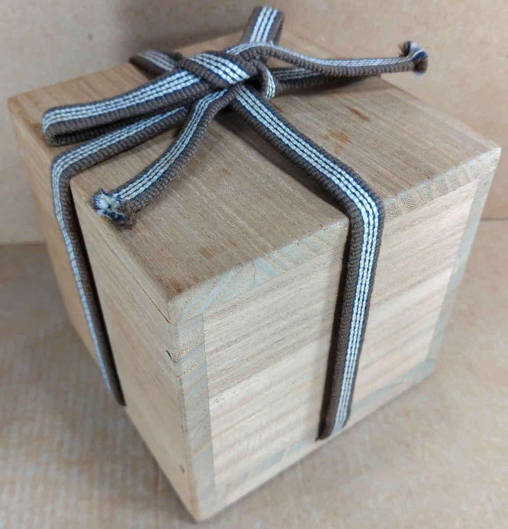 【本物保証】金城次郎 魚紋香合 共箱 栞 人間国宝 壷屋焼 壺屋焼 美品 盒子