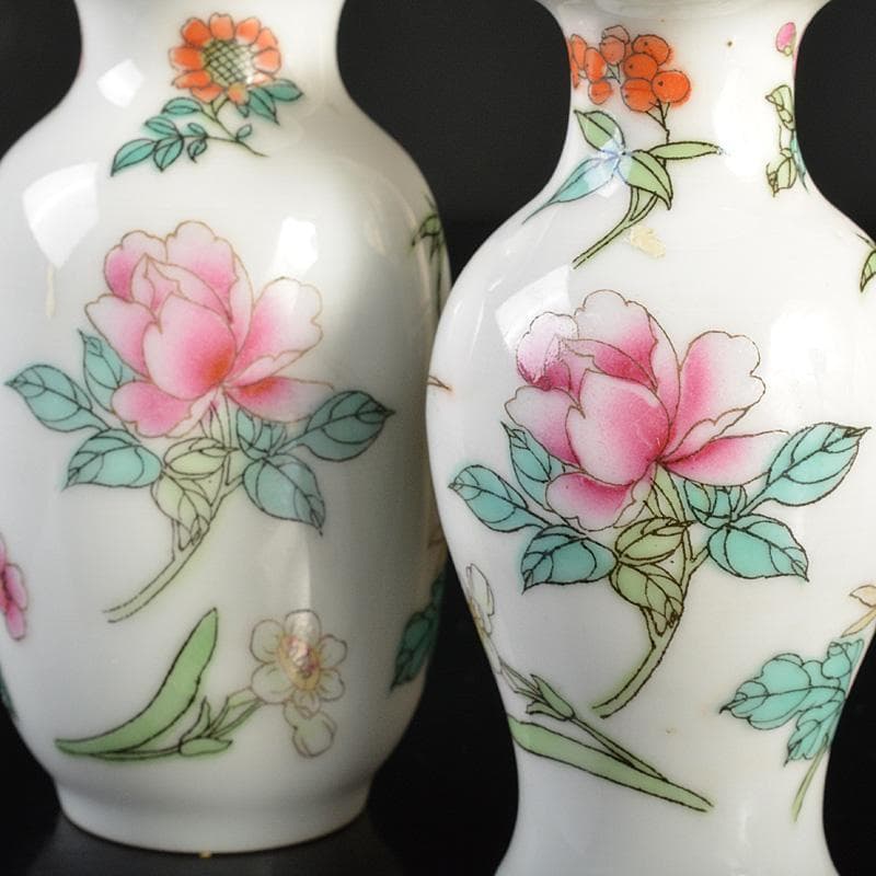 中国中国景徳鎮款粉彩花文小瓶2点まとめてVR6648